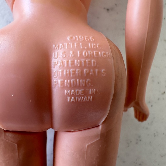 1970s Quick Curl Barbie - Picture 5 of 5